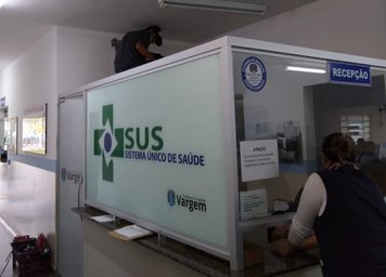 APARELHOS DE AR CONDICIONADO SÃO INSTALADOS NA UNIDADE DE SAÚDE 