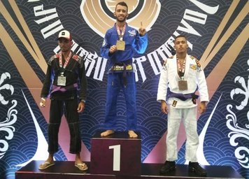 Atleta vargense sagrasse 