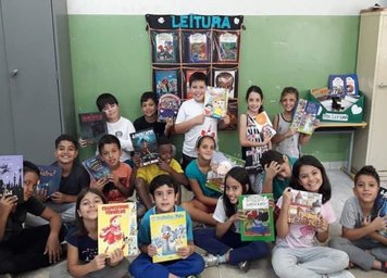 Entrega de Livro Infantis